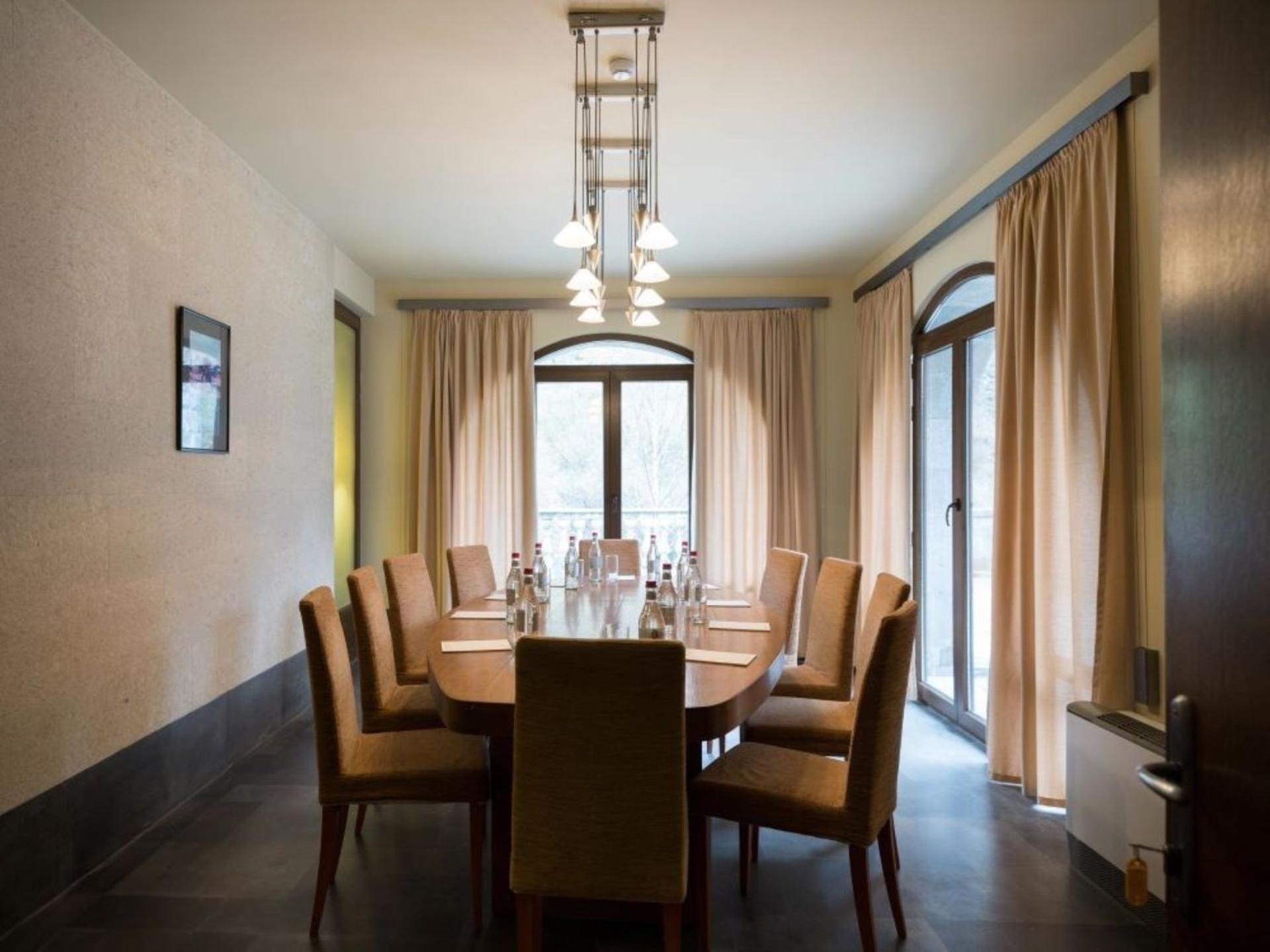 Tufenkian Avan Hotel 4*